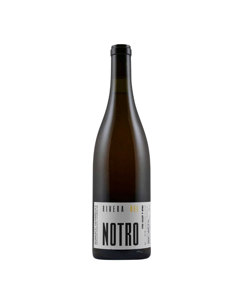 Roberto Henriquez Rivera del Notro Blanco Moscatel Blend 2022