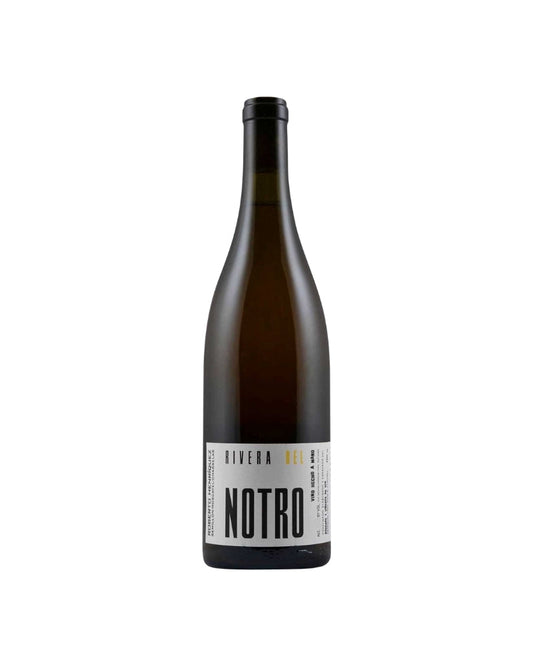 Roberto Henriquez Rivera del Notro Blanco Moscatel Blend 2022